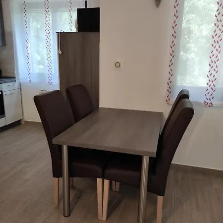 Tominovic * Opatija