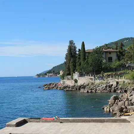 Tominovic * Opatija